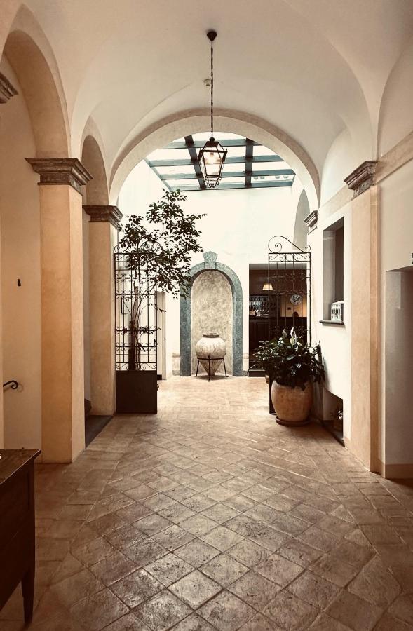Hotel Palazzo Piccolomini Orvieto Bagian luar foto